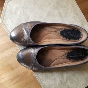 Silver comfort flats